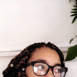 Meet your Posher, Alanna